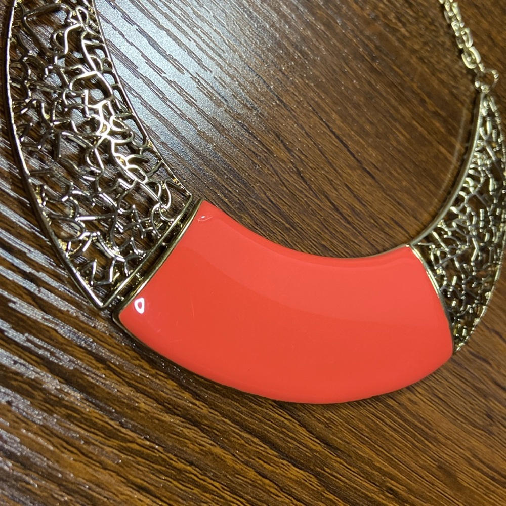 Necklace - Picture 2 of 11
